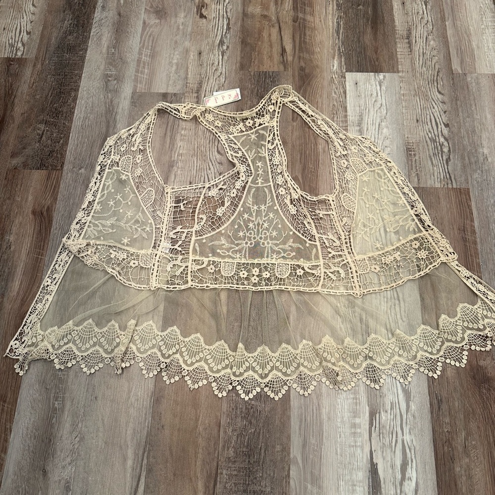 NWT Lace Crochet Kimono Lightweight Layer Sz L Coquette Boho Sheer - Picture 4 of 8